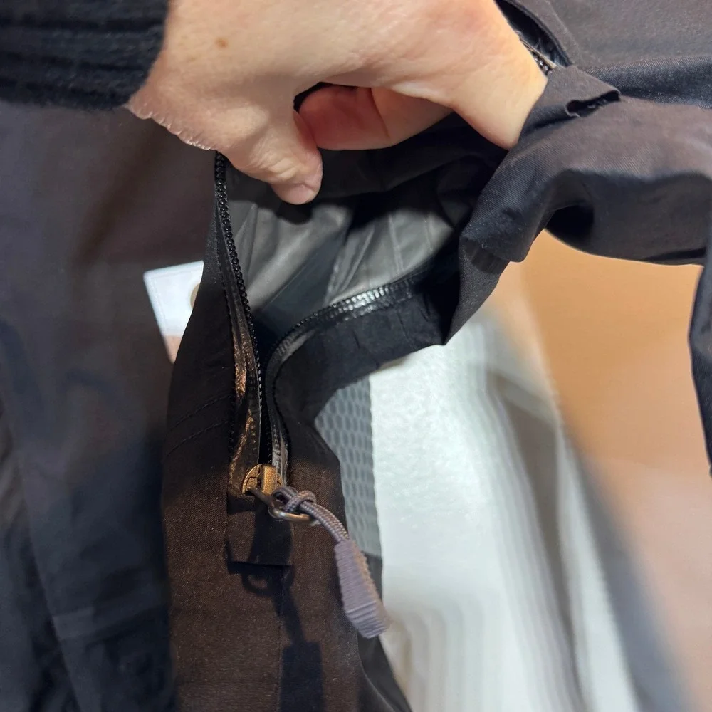 Carhartt LWD Gore-Tex‎ Jacket Mens Small Hooded Waterproof Outdoor Hiking